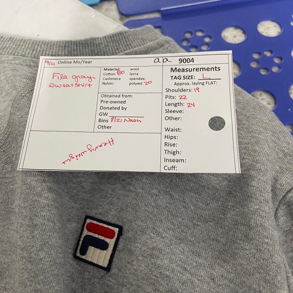 women's Large Gray Sweatshirt by Fila gray fleece pullover top crewneck size L - Picture 14 of 14
